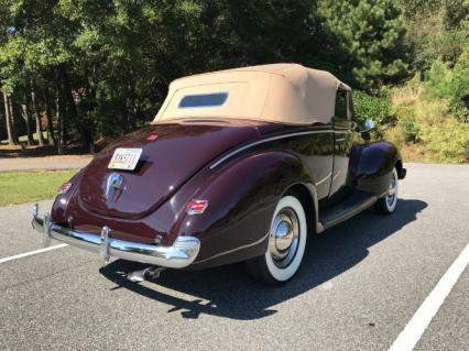 1940 Ford Deluxe