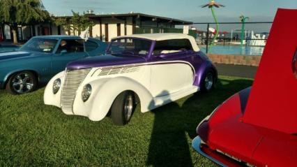 1937 Ford Cabriolet