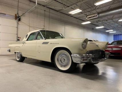 1957 Ford Thunderbird