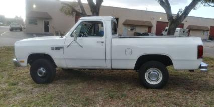 1985 Dodge D150