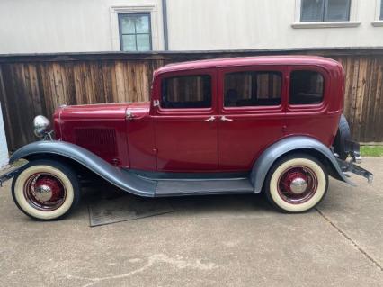 1932 Ford Model 18