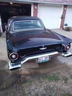 1957 Ford Thunderbird