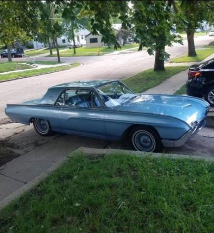 1963 Ford Thunderbird