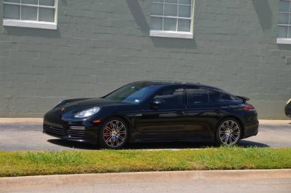 2016 Porsche Panamera