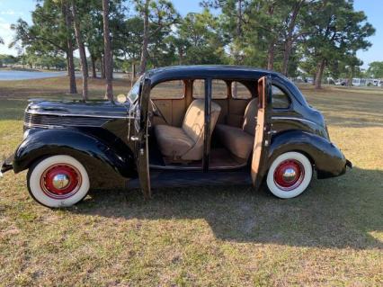 1938 Ford 81A