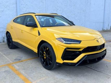 2022 Lamborghini Urus