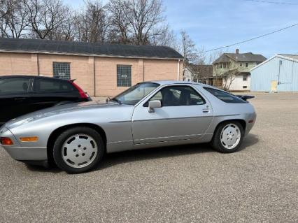 1988 Porsche 928