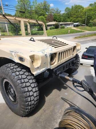 1985 AM General Humvee