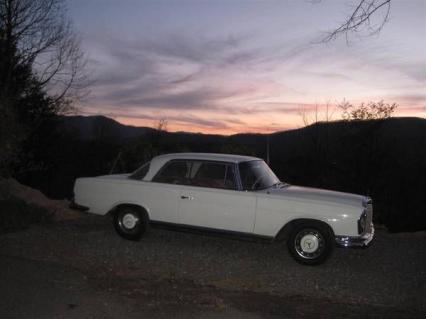 1966 Mercedes Benz 220SE