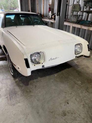 1980 Studebaker Avanti