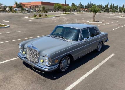 1969 Mercedes Benz 280S