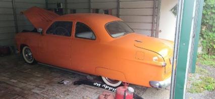 1949 Ford Sedan