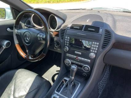 2005 Mercedes Benz SLK300