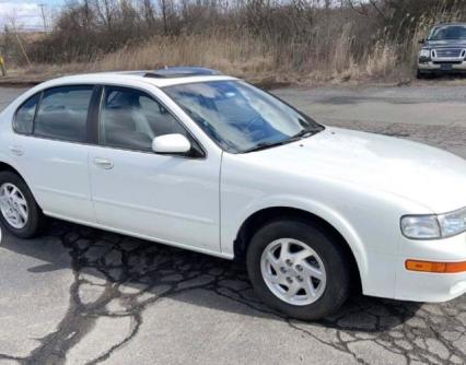 1999 Nissan Maxima