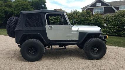 1983 AMC Jeep