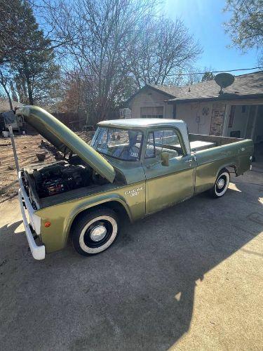 1968 Dodge D100