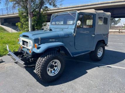 1965 Land Cruiser FJ40