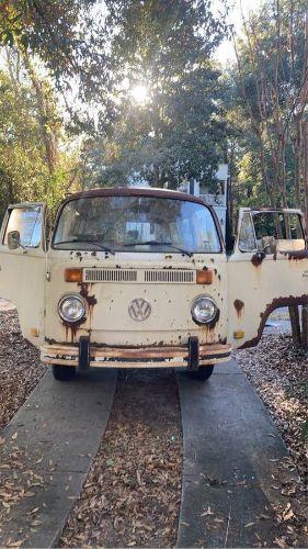 1974 Volkswagen Bus