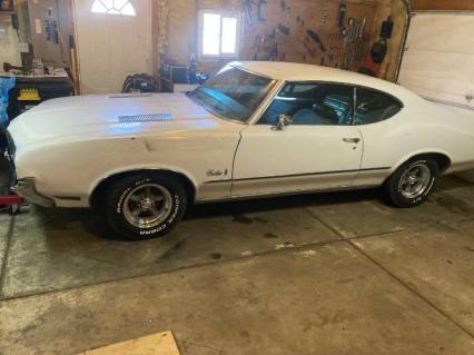 1972 Oldsmobile Cutlass