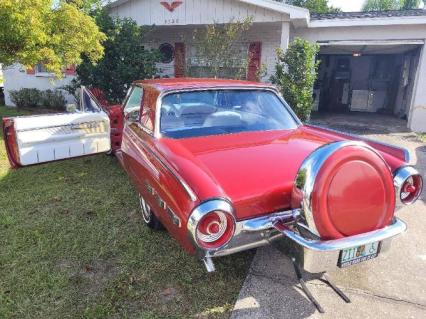 1962 Ford Thunderbird