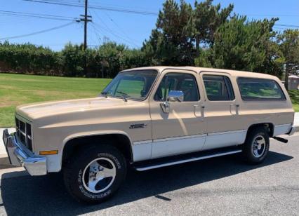 1984 GMC Suburban