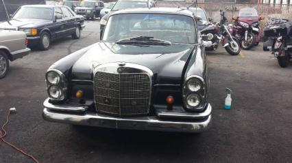 1963 Mercedes 220B