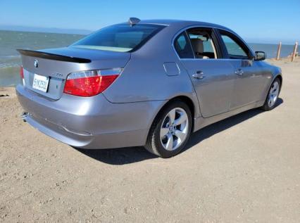 2005 BMW 530i