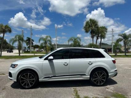 2023 Audi Q7 Premium Plus