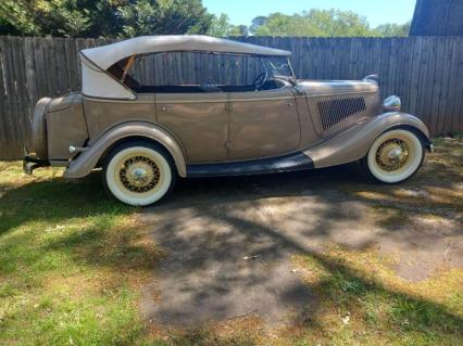 1934 Ford Deluxe