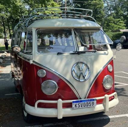 1975 Volkswagen Bus Kombi