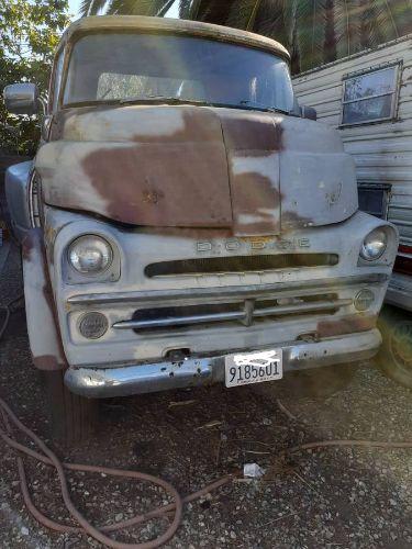 1957 Dodge D600