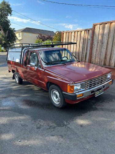 1986 Toyota Deluxe