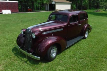 1936 Pontiac Sedan