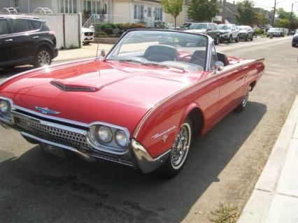 1962 Ford Thunderbird