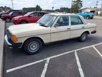 1983 Mercedes Benz 300D