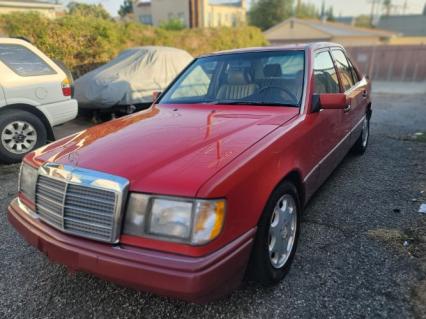 1990 Mercedes Benz 300E