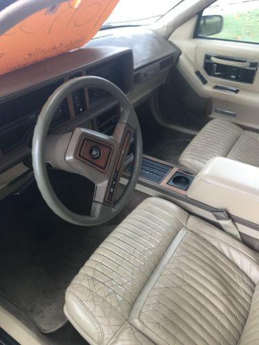 1986 Cadillac Sedan