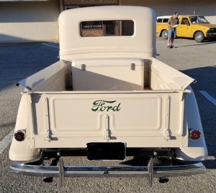 1936 Ford Custom