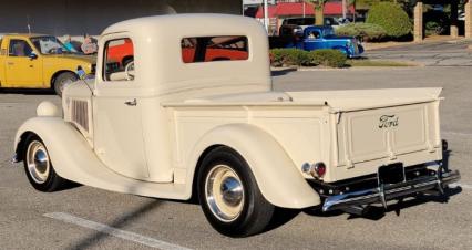 1936 Ford Custom