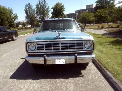 1975 Dodge D30