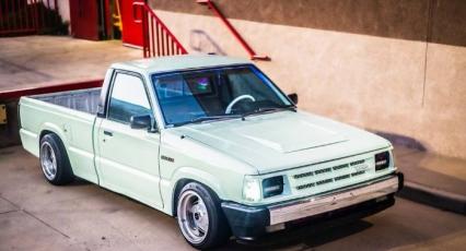 1986 Mazda B2000