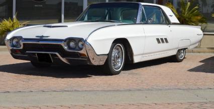 1962 Ford Thunderbird