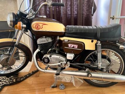 1974 CZ Jawa 175