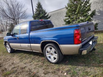 2003 Chevrolet Pickup