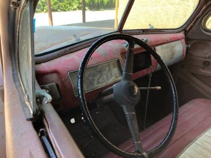 1940 Ford Sedan