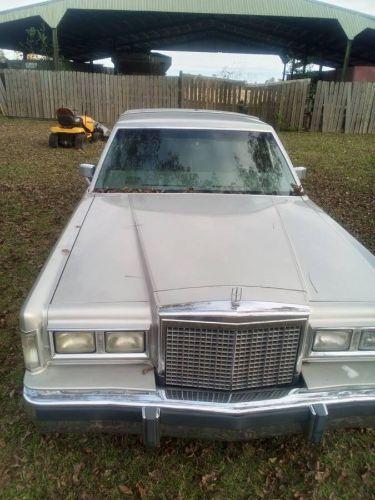 1986 Lincoln Town Car