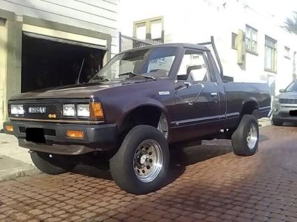 1985 Nissan 720