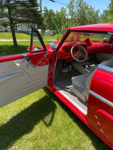 1955 Lincoln Capri