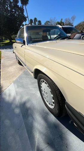 1988 Mercedes Benz 560 SL