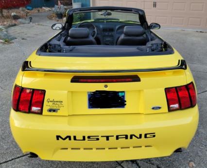 2001 Ford Mustang